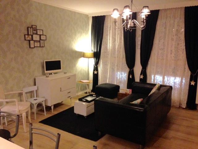 Alice Et Marie Au Pays Du Louvre Apartment Ленс Екстериор снимка