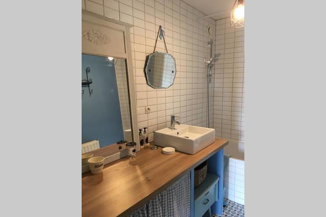 Alice Et Marie Au Pays Du Louvre Apartment Ленс Екстериор снимка